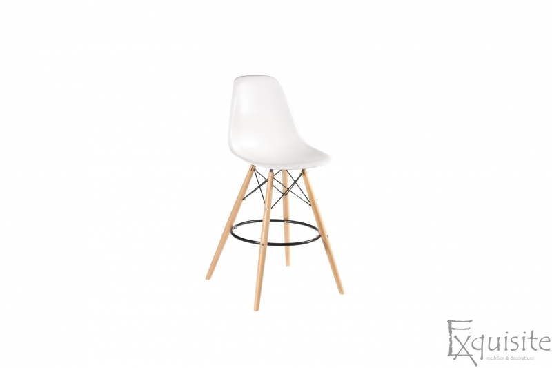 Scaun de bar alb din plastic cu picioare din lemn1