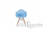 Scaun de bucatarie din plastic cu picioare din lemn, Eames, EX0823